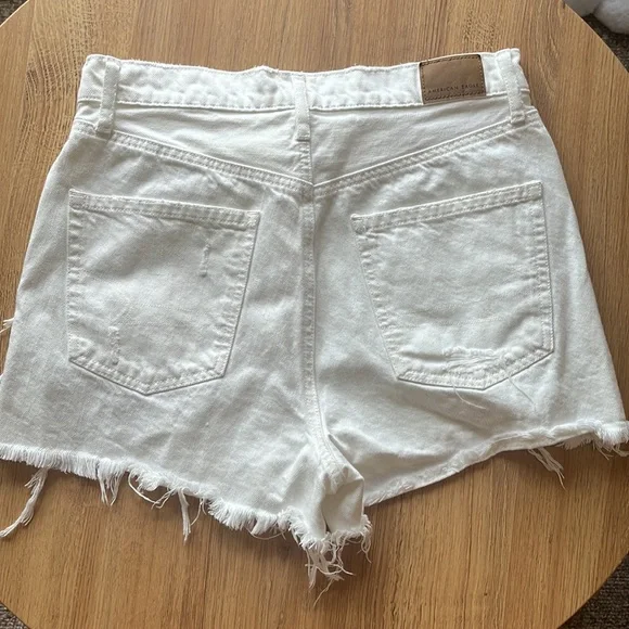 AE highest rise 90’s boyfriend short - Picture 2 of 4